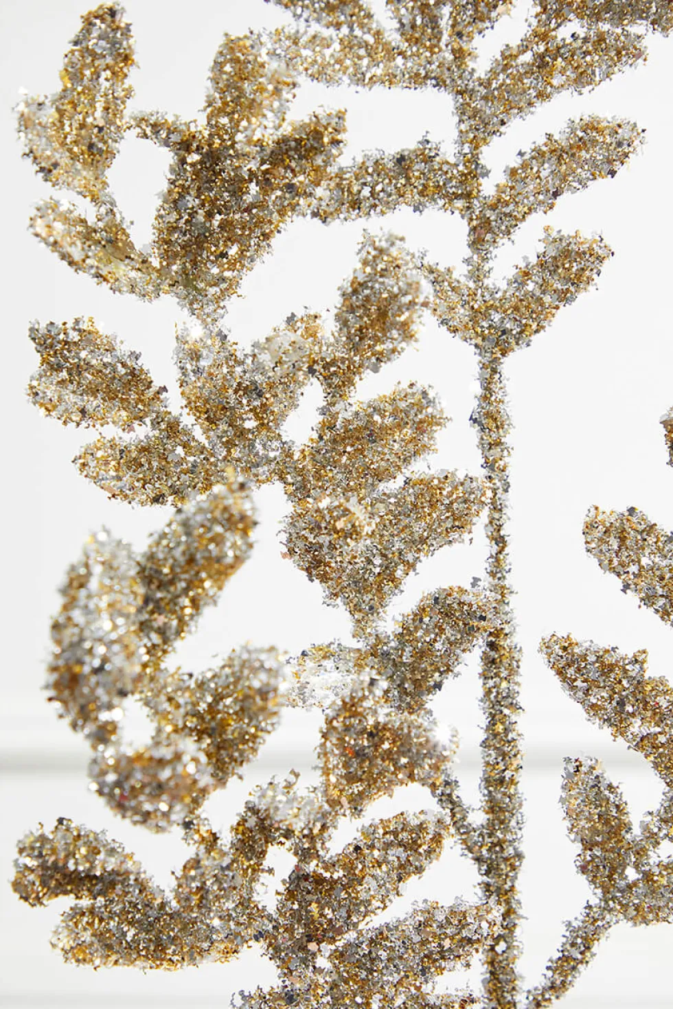 32” Acanthus Leaves Platinum Christmas Spray
