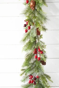 5' Berry Pine with Pinecones Garland