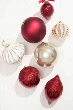 Classic Christmas Ornaments Mini Bundle