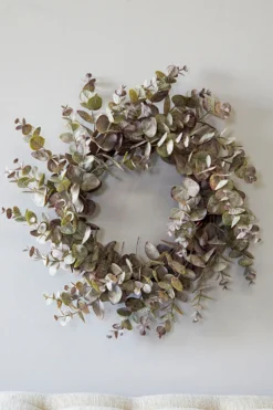 24" Eucalyptus Wreath
