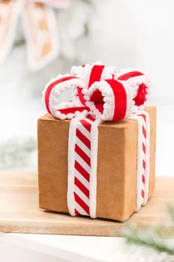 6" Gingerbread Gift Box Ornament