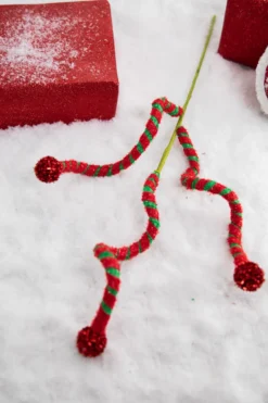 24” Green & Red Curly Stem with Ball