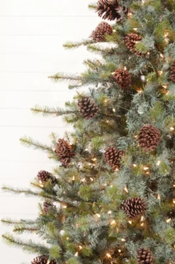 9' Mammoth Pine Christmas Tree with 1,300 Lights