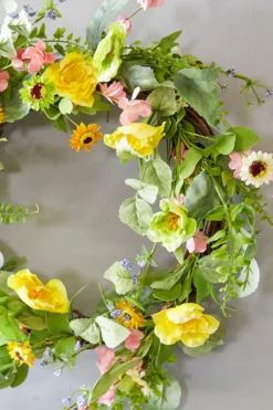 24" Mixed Flower Wreath