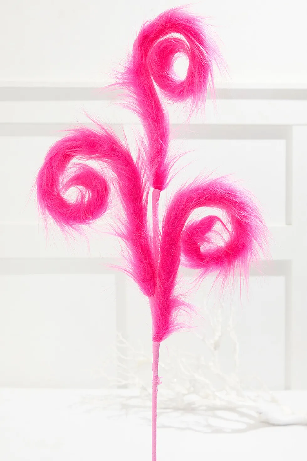 28" Pink Furry Spiral Curly Spray