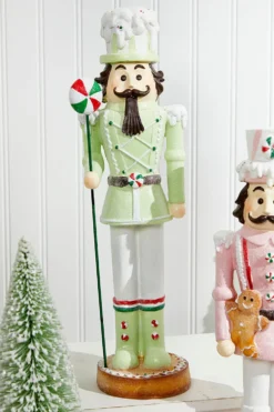 16" Resin Kringle's Bakery Nutcracker