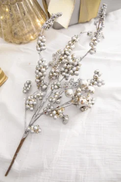 18” Silver Platinum Dew Berry Christmas Spray